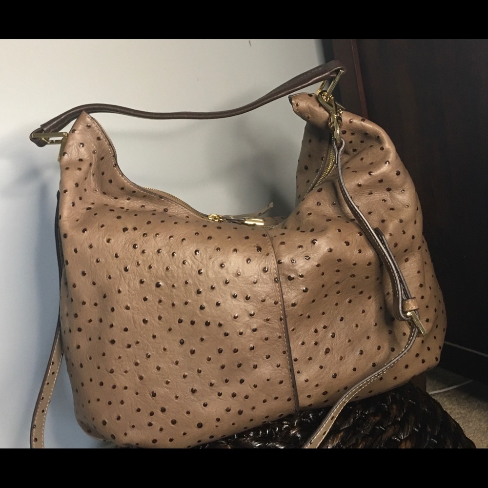 GILI hobo handbag Got it love it!!!!